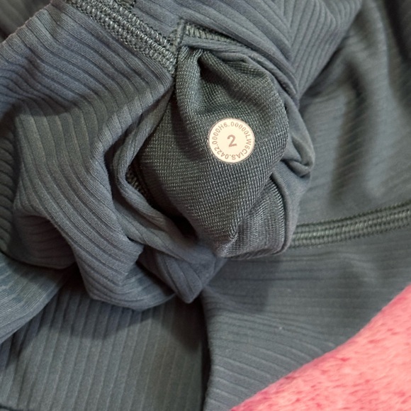 Lululemon Align Ribbed High-Rise - Picture 7 of 7